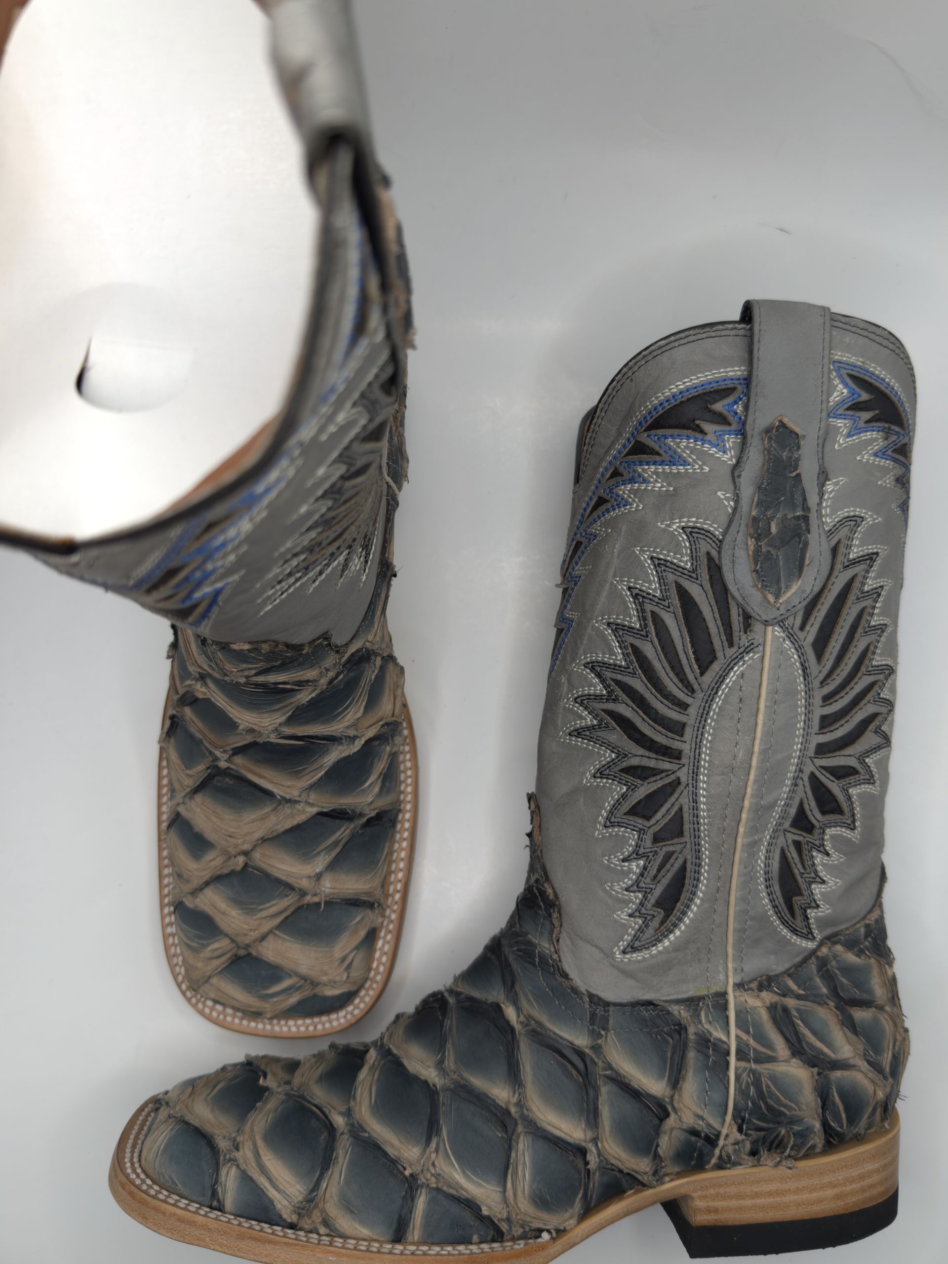 RR Western's Exclusive Boots