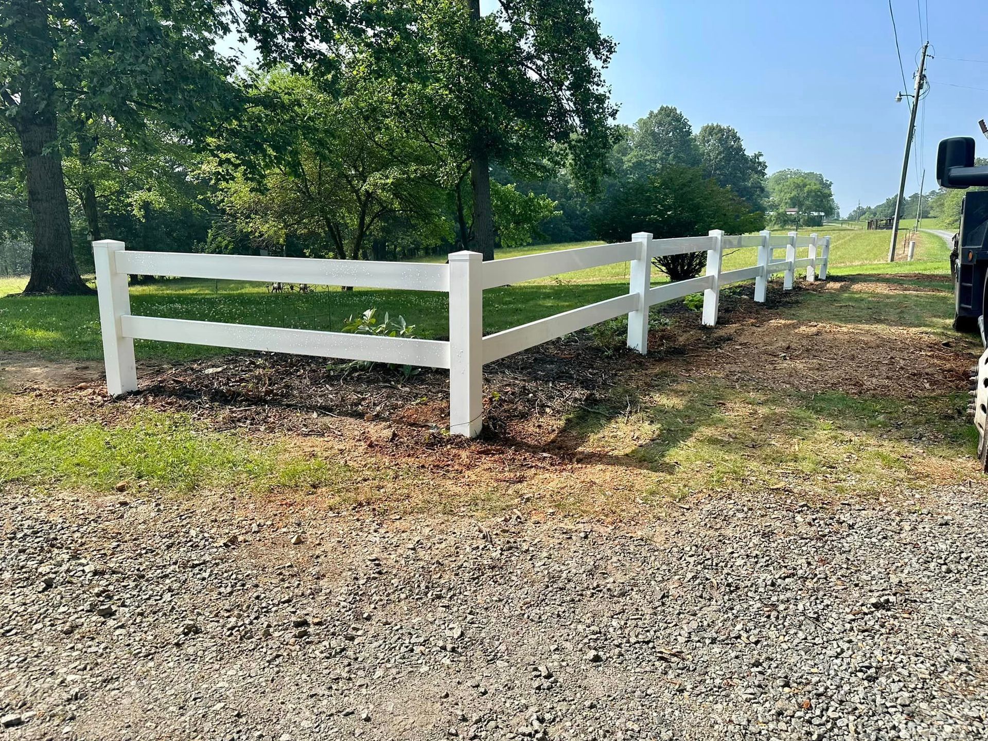 vinyl fencing along street