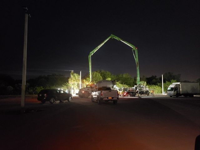 Crane Trucks and Cars — Cape Coral, FL — Channel Mark Shell