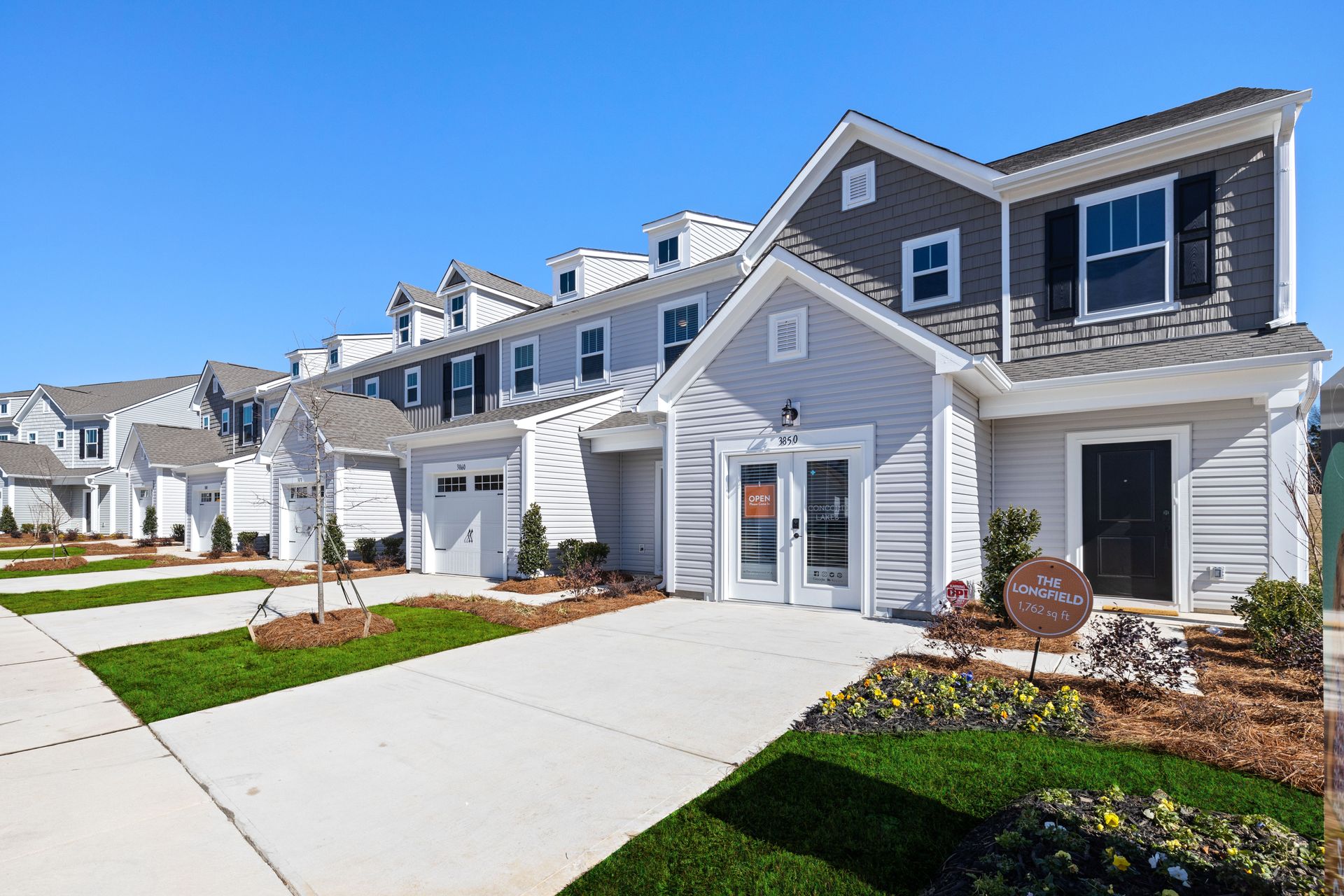 Concord Lakes Apartments