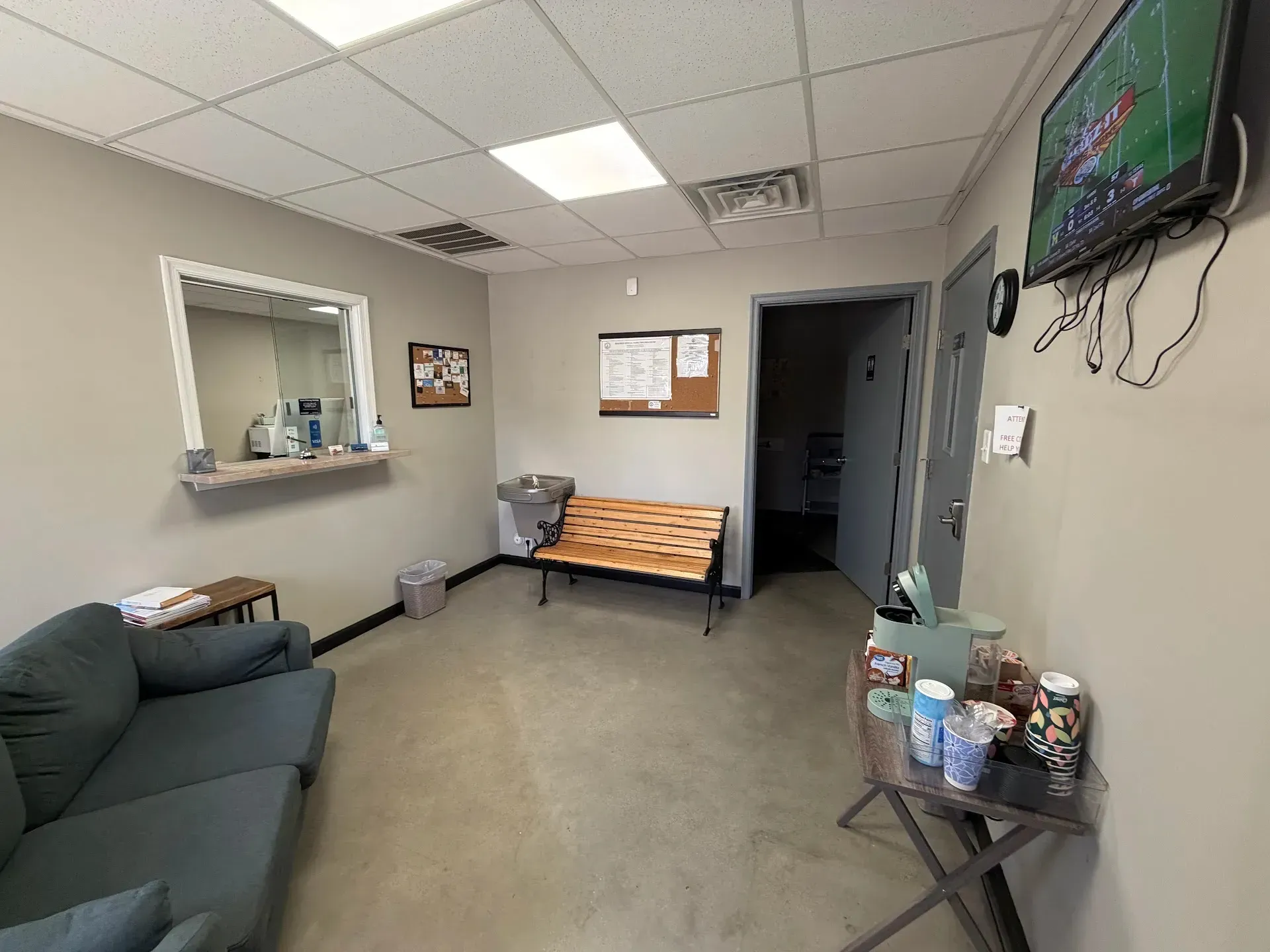 Fort Ave Waiting Room | WrenchTree Automotive