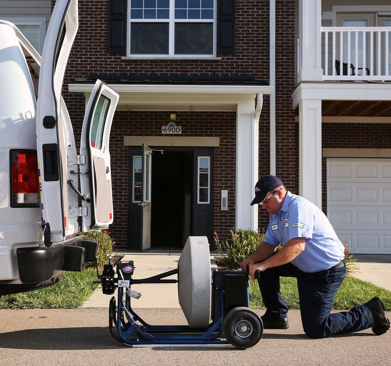 Plumber Van – Apple Valley, CA – Roto-Rooter Plumbers and Septic Service