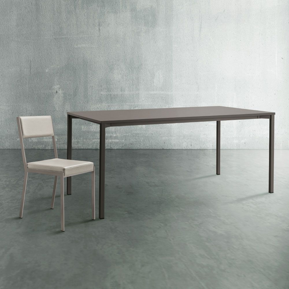 tavoli e sedie CREO stile moderno