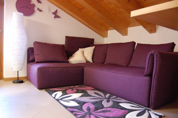 divano ad Elle viola