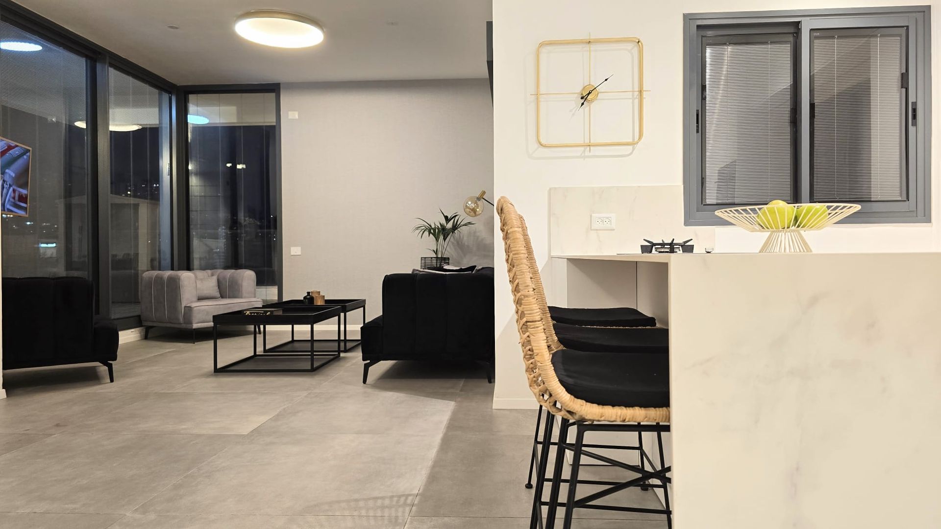 פנטהאוז למכירה בשכונת מורשת 6 חדרים