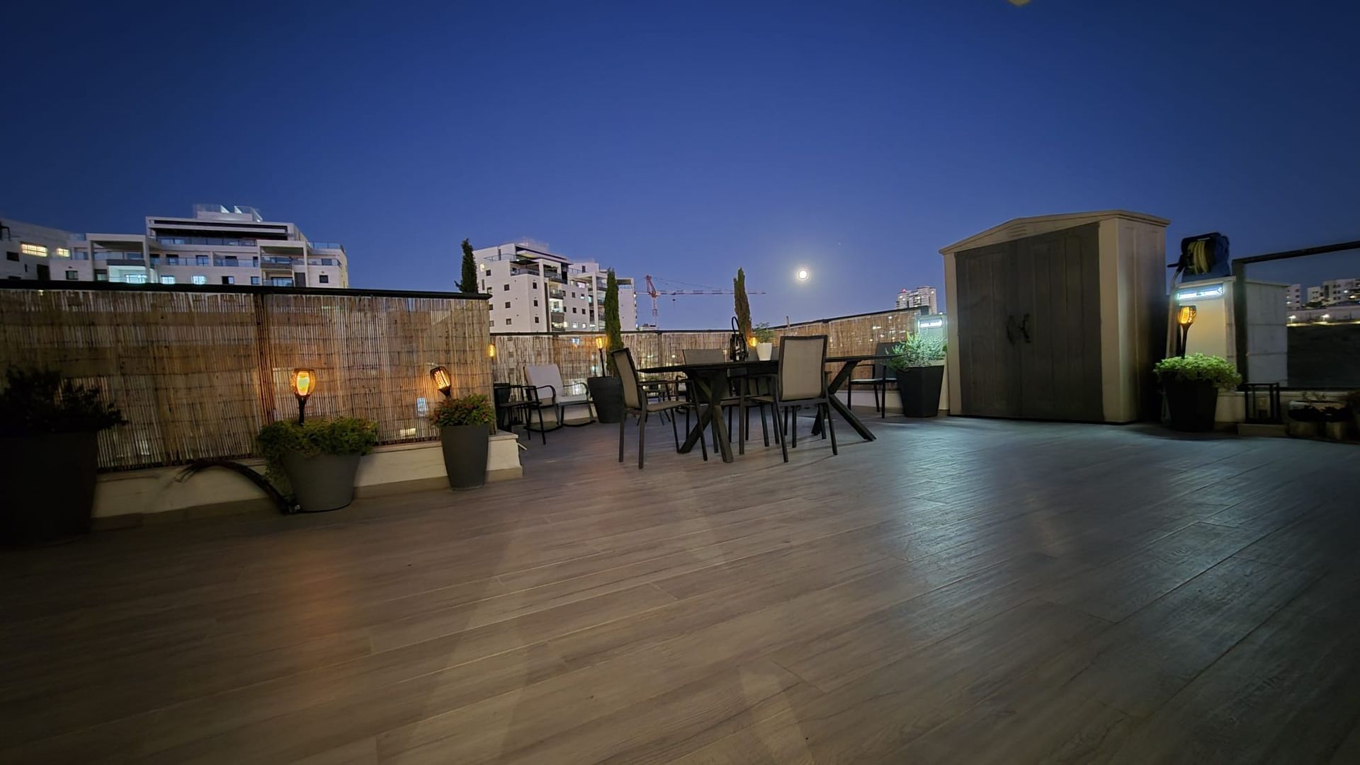 פנטהאוז למכירה בשכונת מורשת 6 חדרים