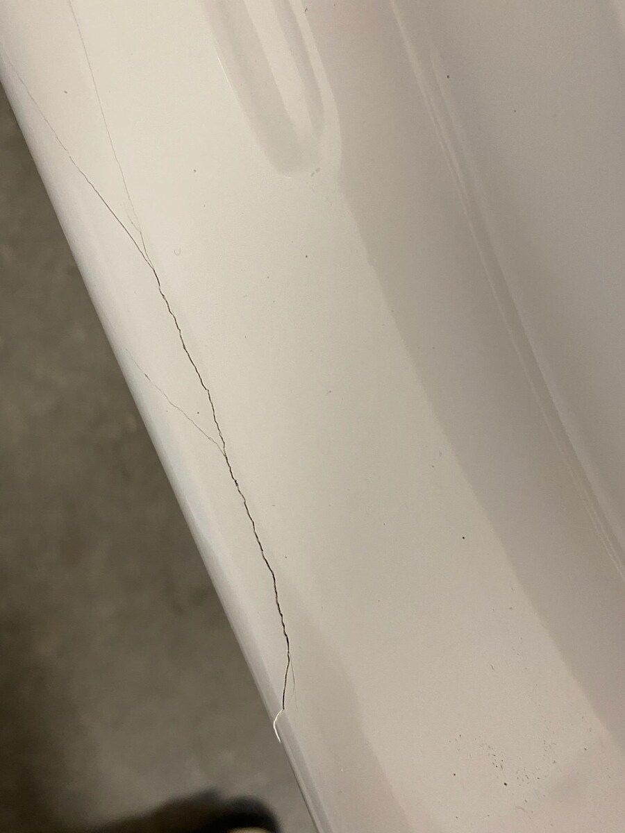 Crack on wall repair