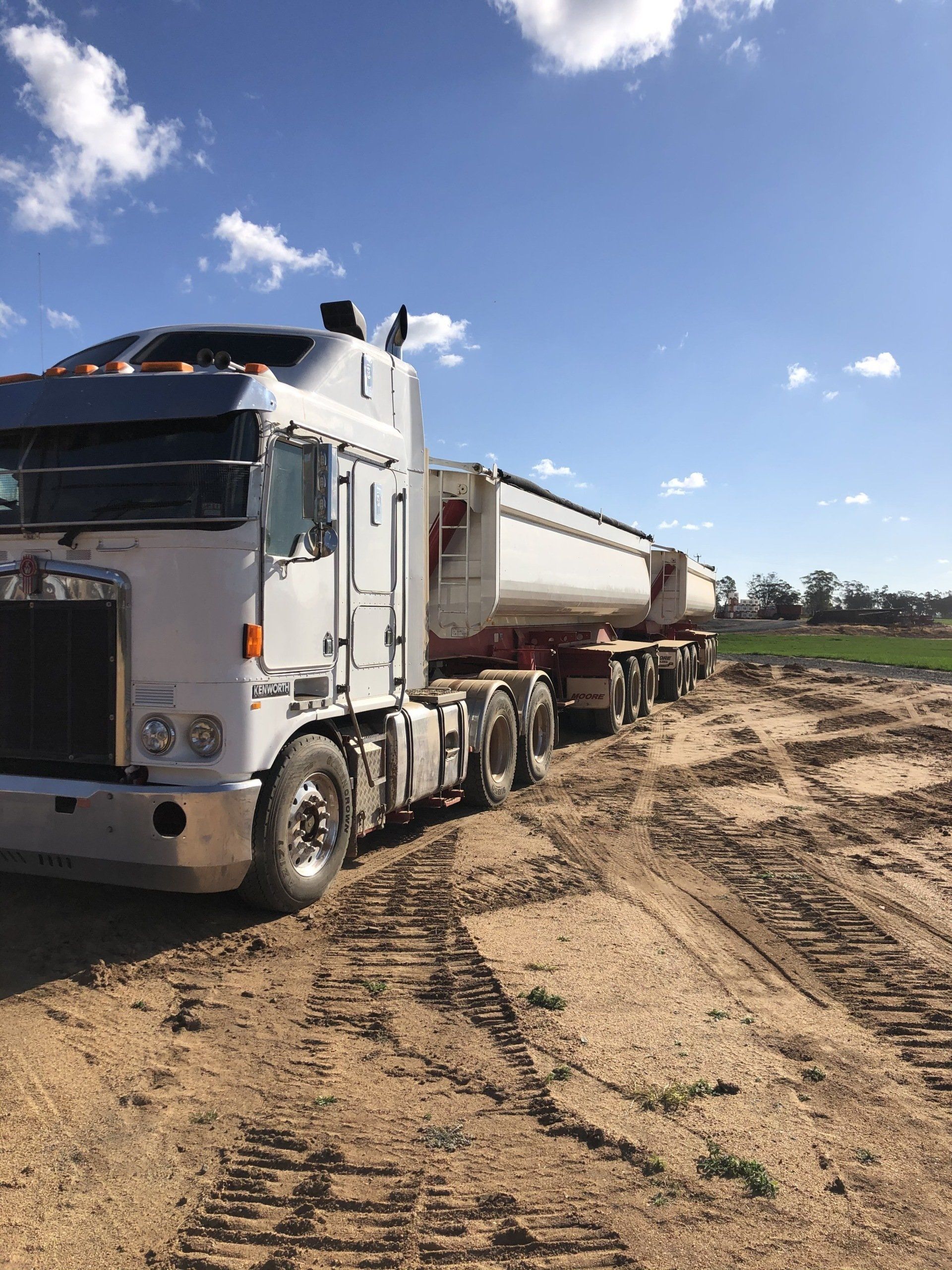 Truck Fleet - Building & Excavation in Narromine, NSW