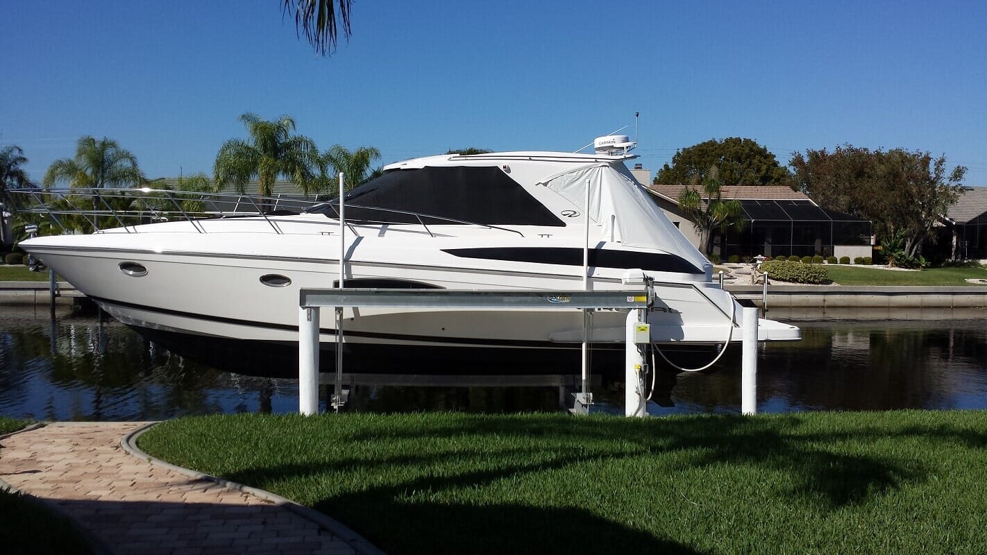 Golden SeaDrive 28,000B Capacity Boat Lift