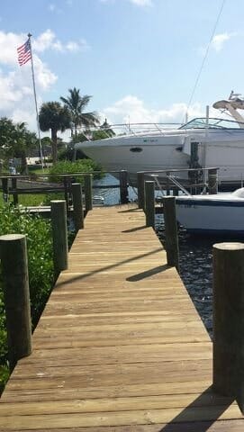 Wood Dock and Lift