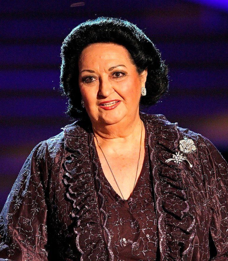 Barcelona montserrat caballe. Монсеррат Кабалье. Монтсеррат Кабалье Ургант. Монтсеррат Кабалье с мужем и детьми.