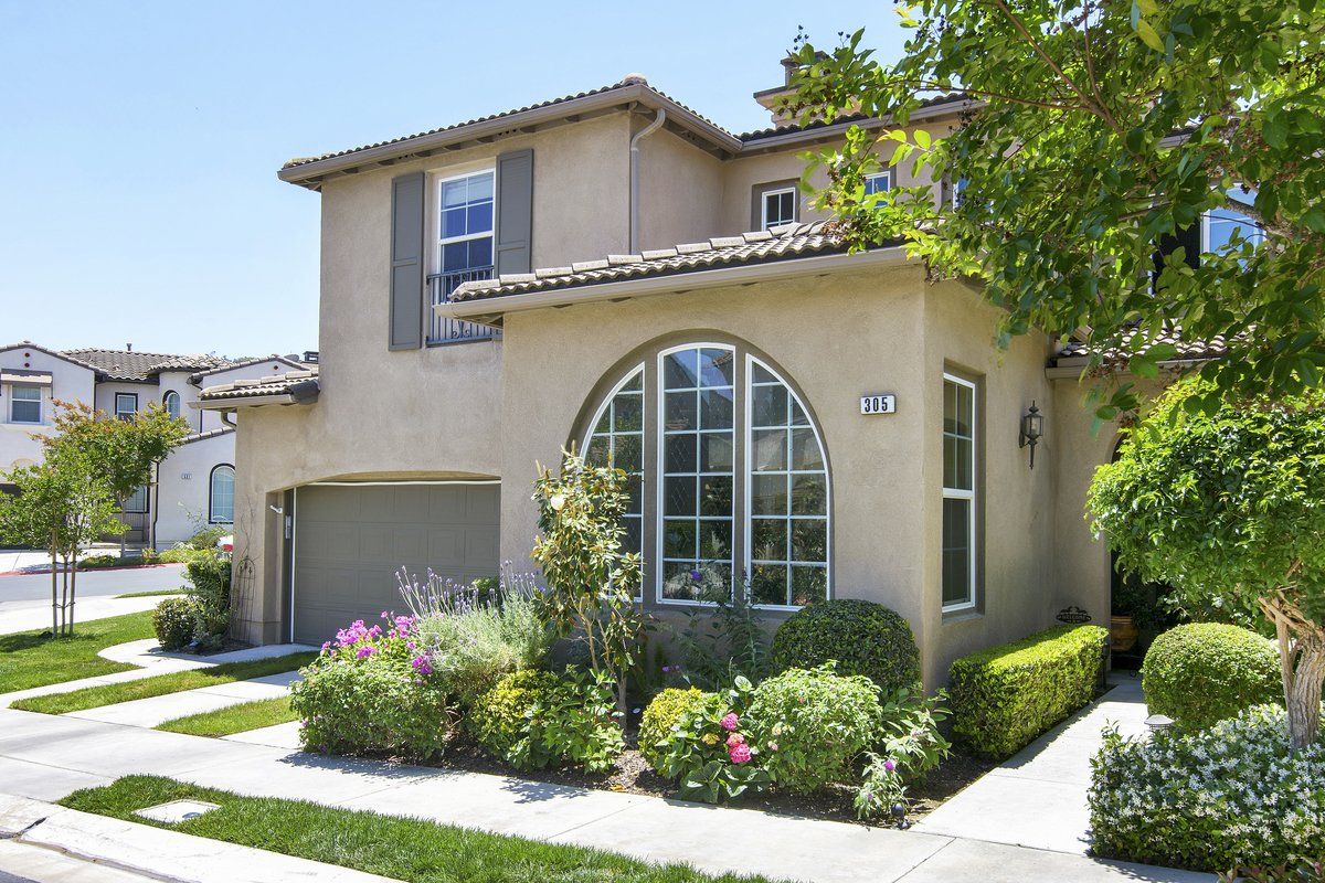 Vista ca real estate