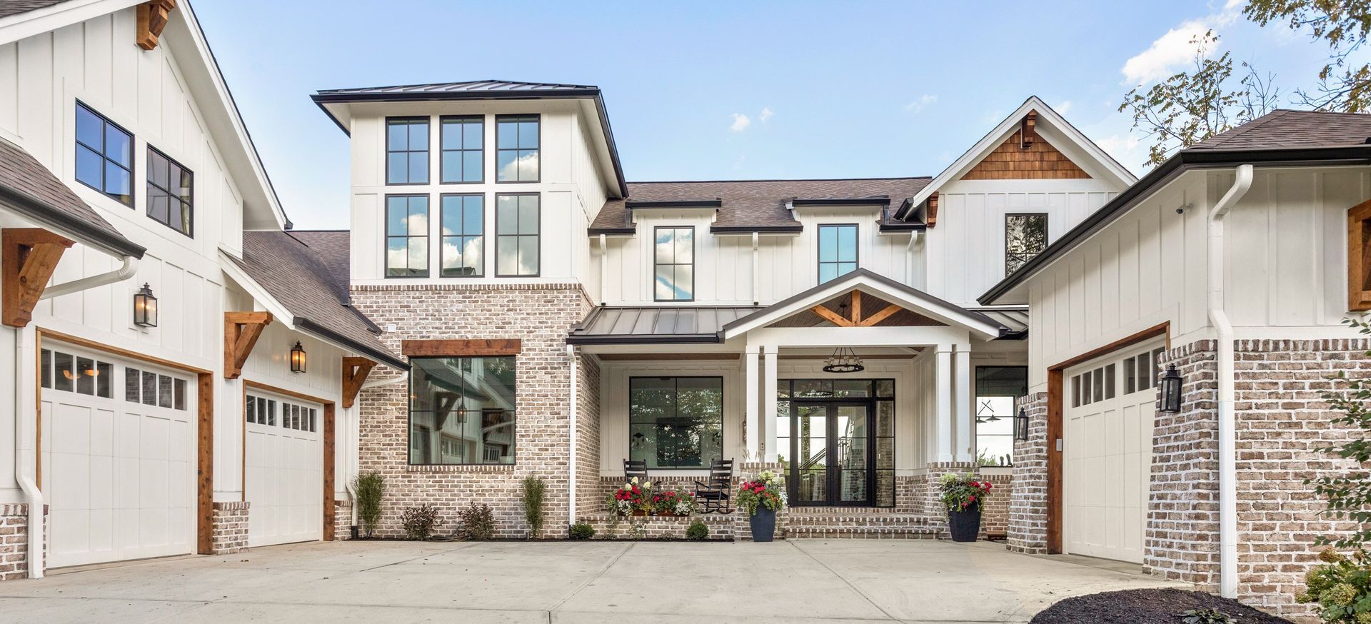 A Large White House - Carmel, IN - Goldberg Design Group