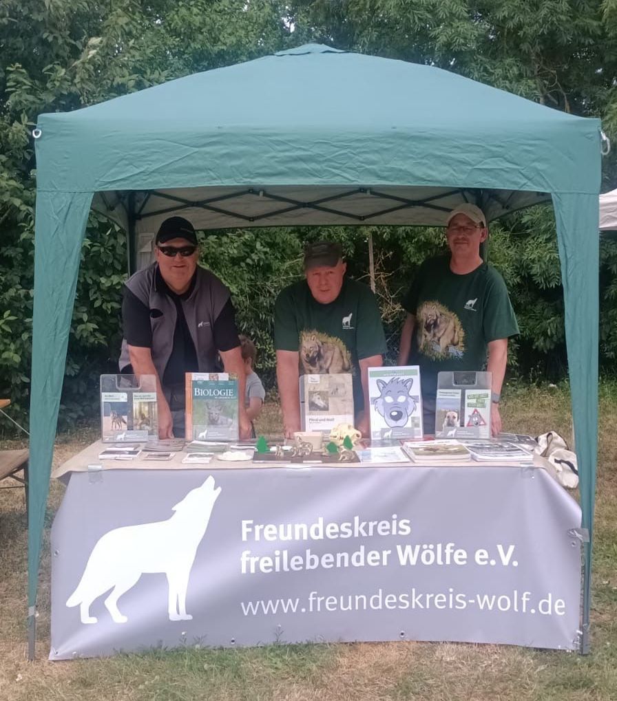 Bild 1 Infostand Neindorf