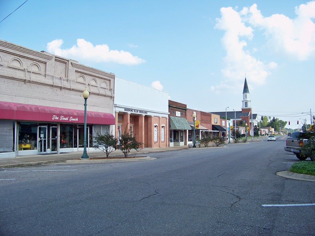 A sign in front of a building that says columbia county