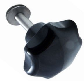 Ein schwarzer Knopf mit einem Metallgriff auf weissem Hintergrund