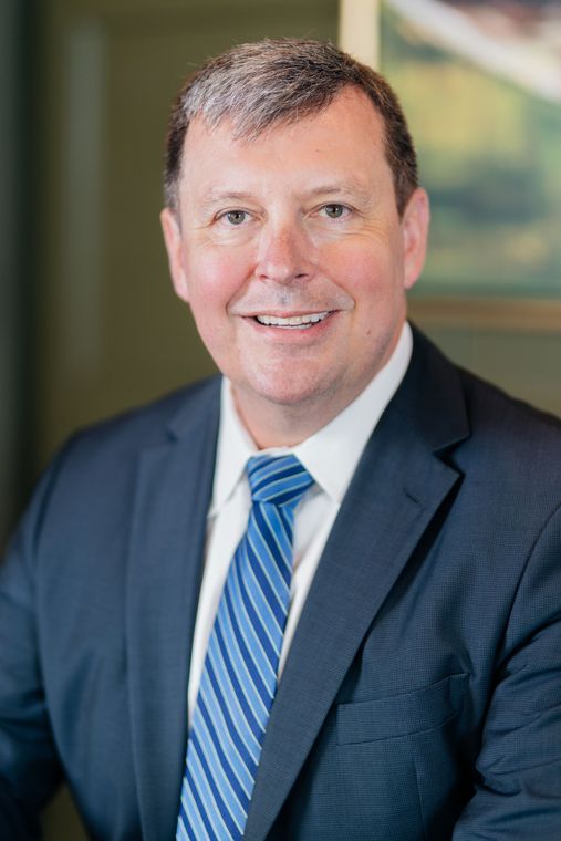 Jim Knipe, Baton Rouge criminal & injury attorney 