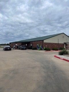 Kiddie Klubhouse exterior 11