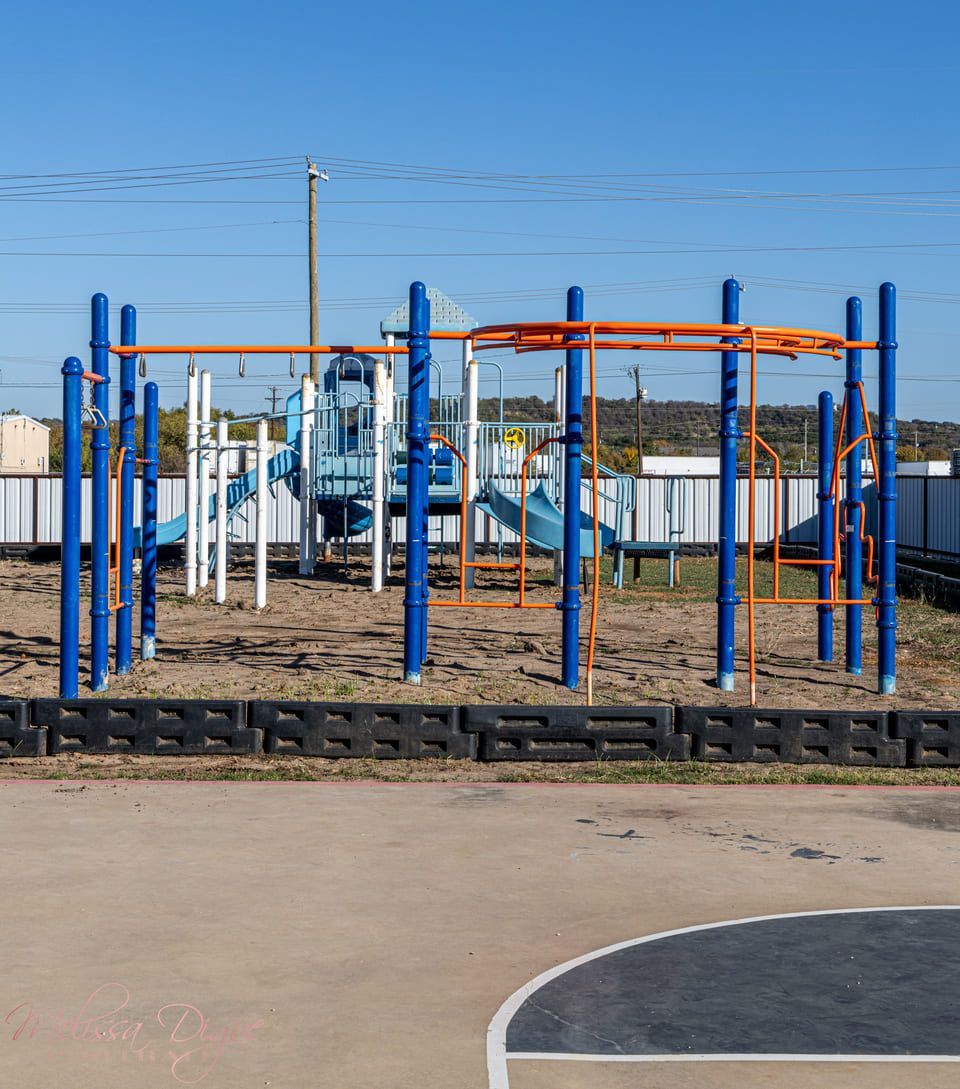 Kiddie Klubhouse exterior 60