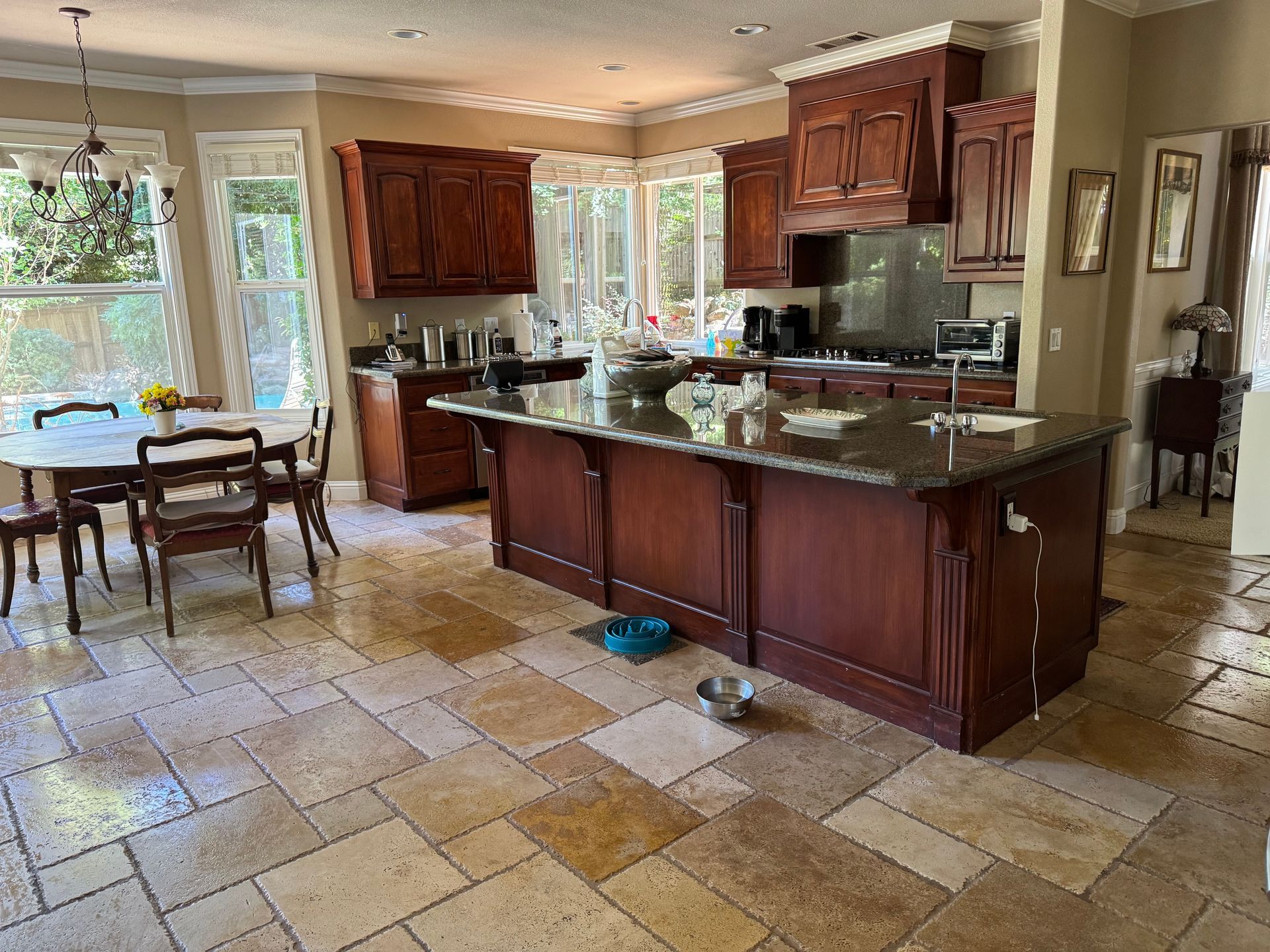 Residential cleaning services in Woodland and Davis CA