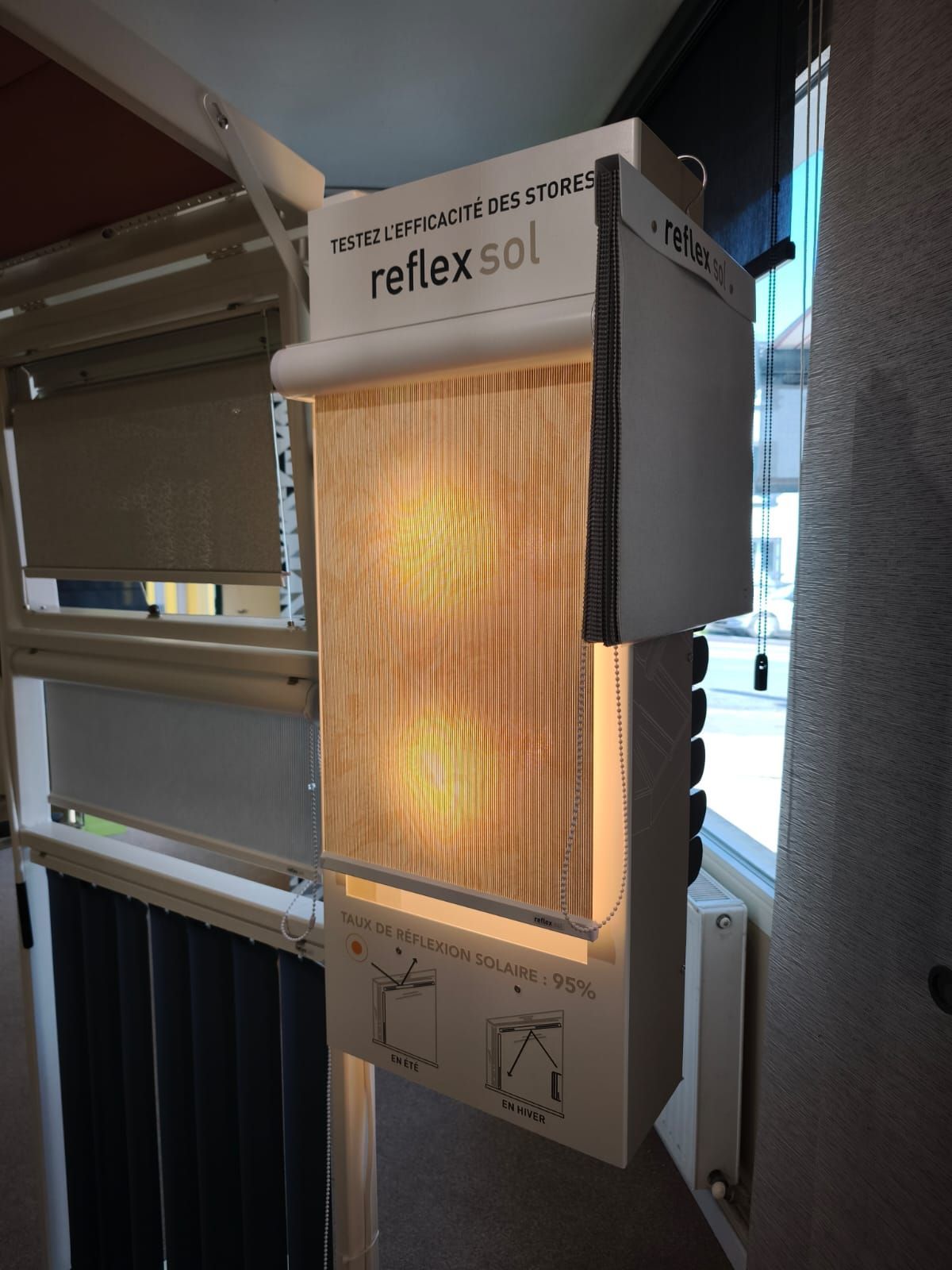 Une boîte sur laquelle est écrit reflex sol