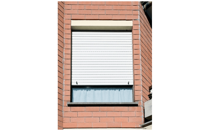 tapparella di finestra automatizzata