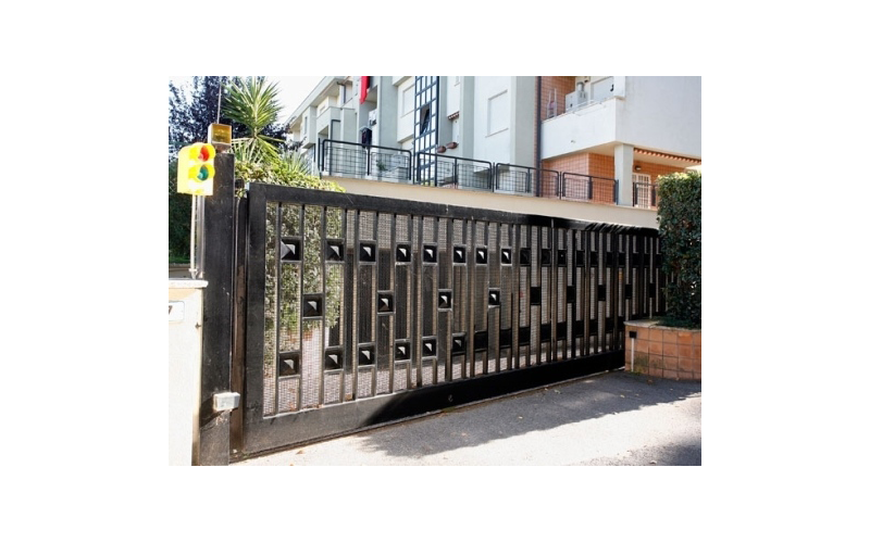 cancello automatico scorrevole