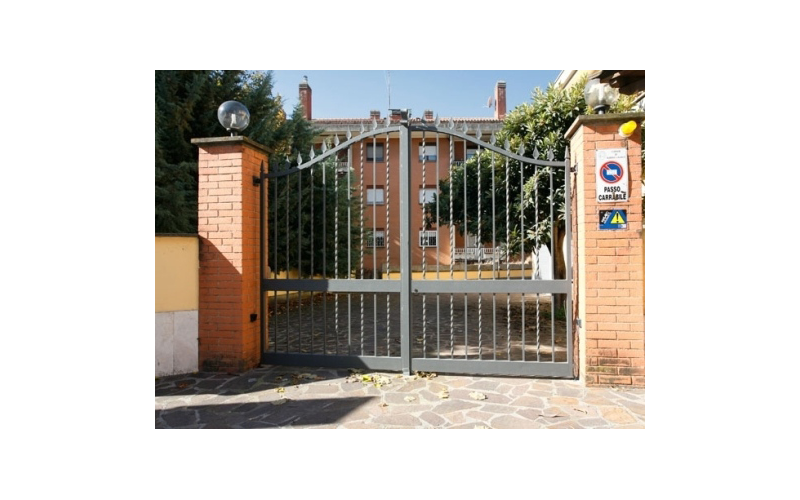 cancello automatico di villa