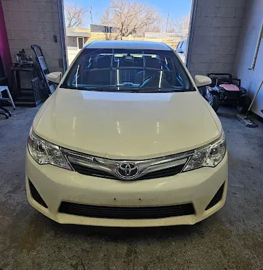 Toyota Camry auto glass repair in Edmond, OK