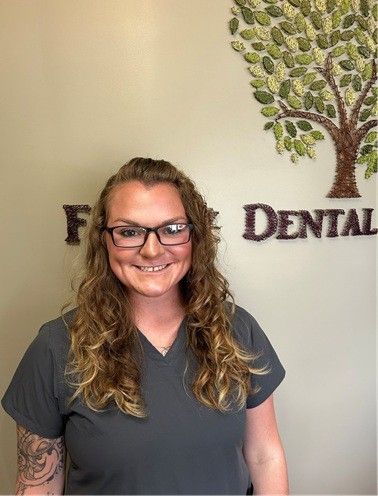 Brittany – Dental Assistant