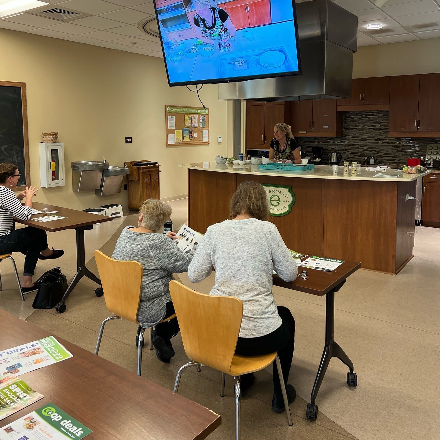 Pensacola, FL Residents Taking Classes at Local Retailer