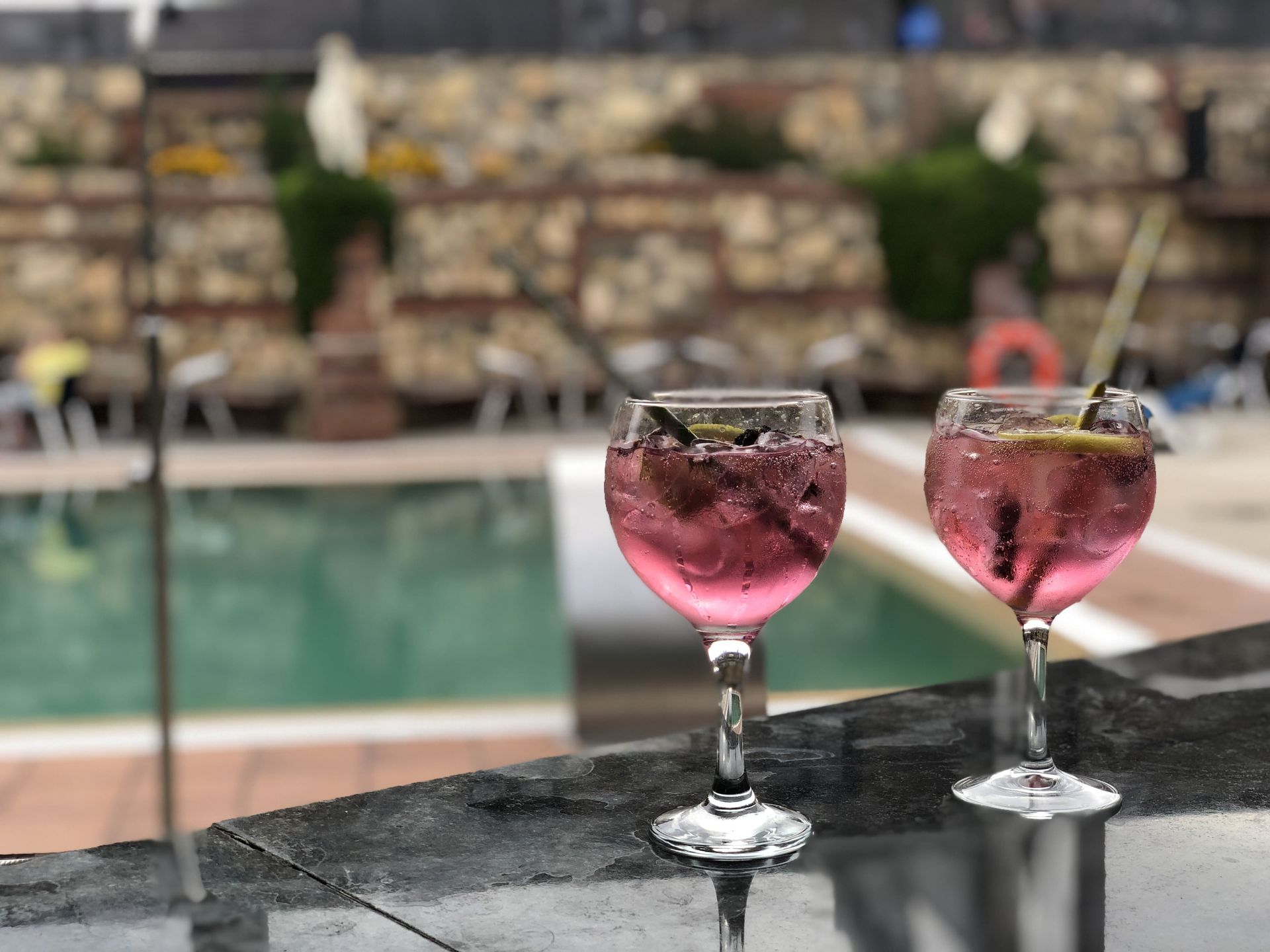 Restaurante con piscina en Lleida