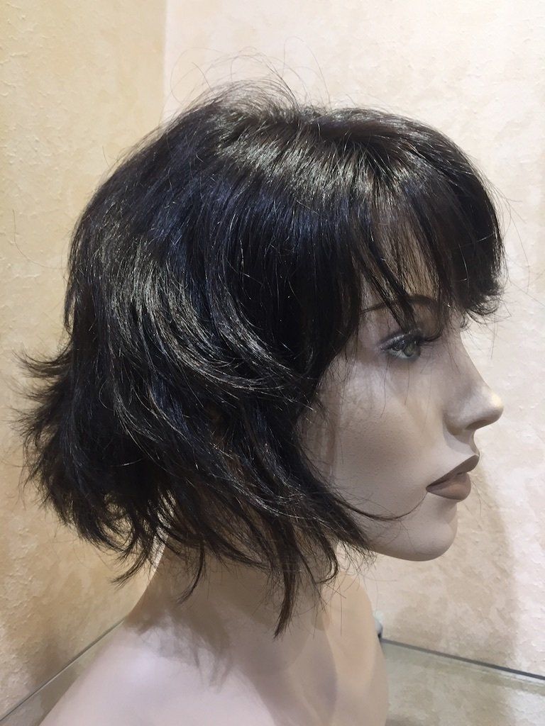 realizzazione parrucca capelli propri neri corti