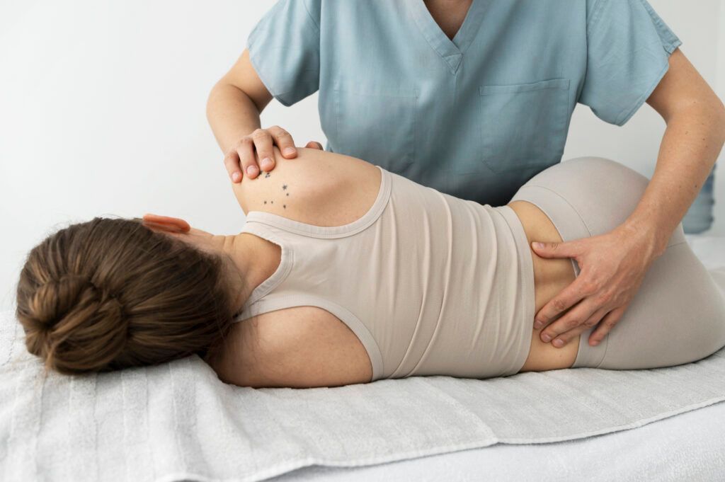 How a Downtown Toronto Chiropractor Can Improve Your Posture and Wellness