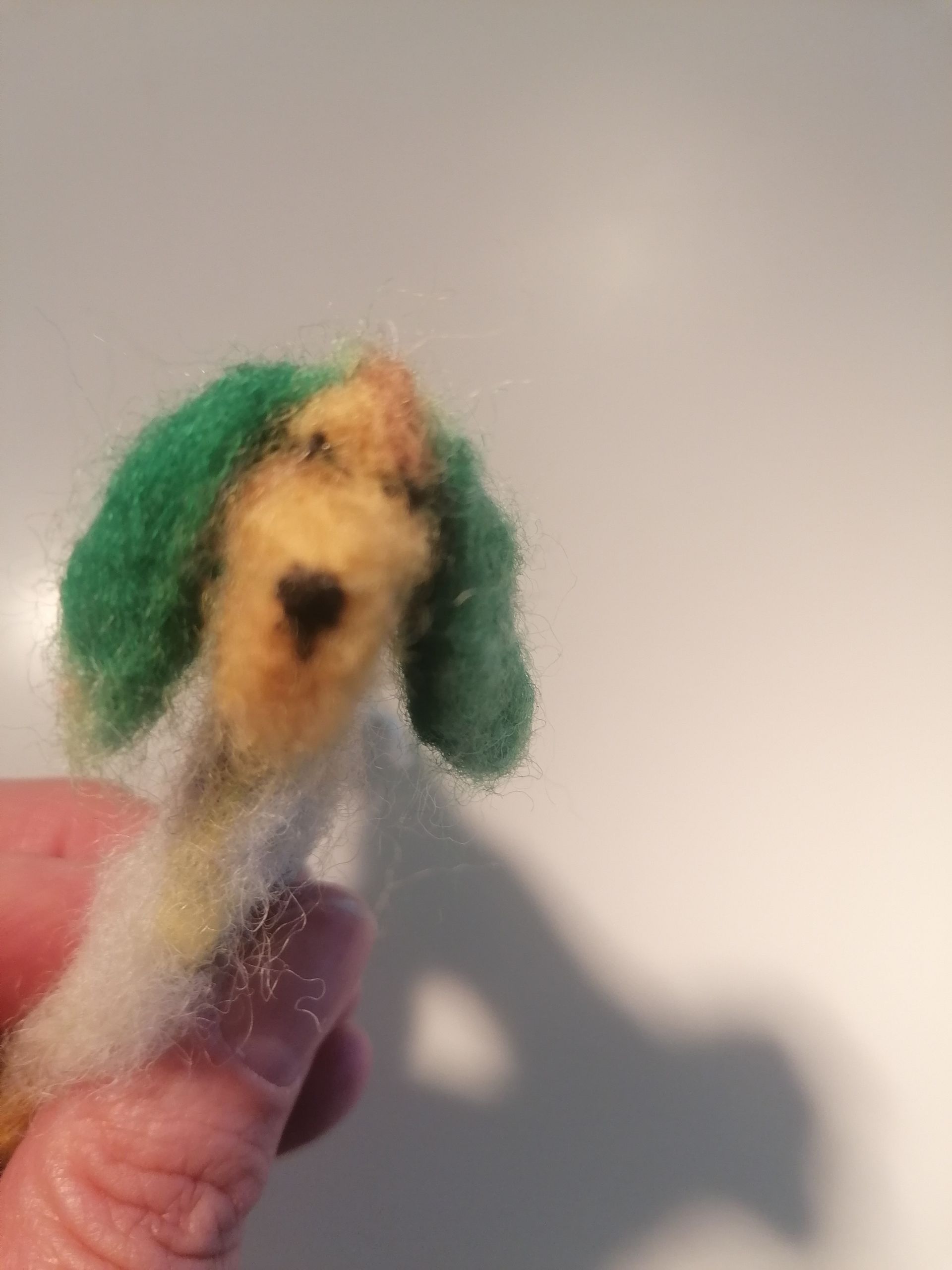 wol hondenornament, groen, blauw en bruin, met hanger, doglover,