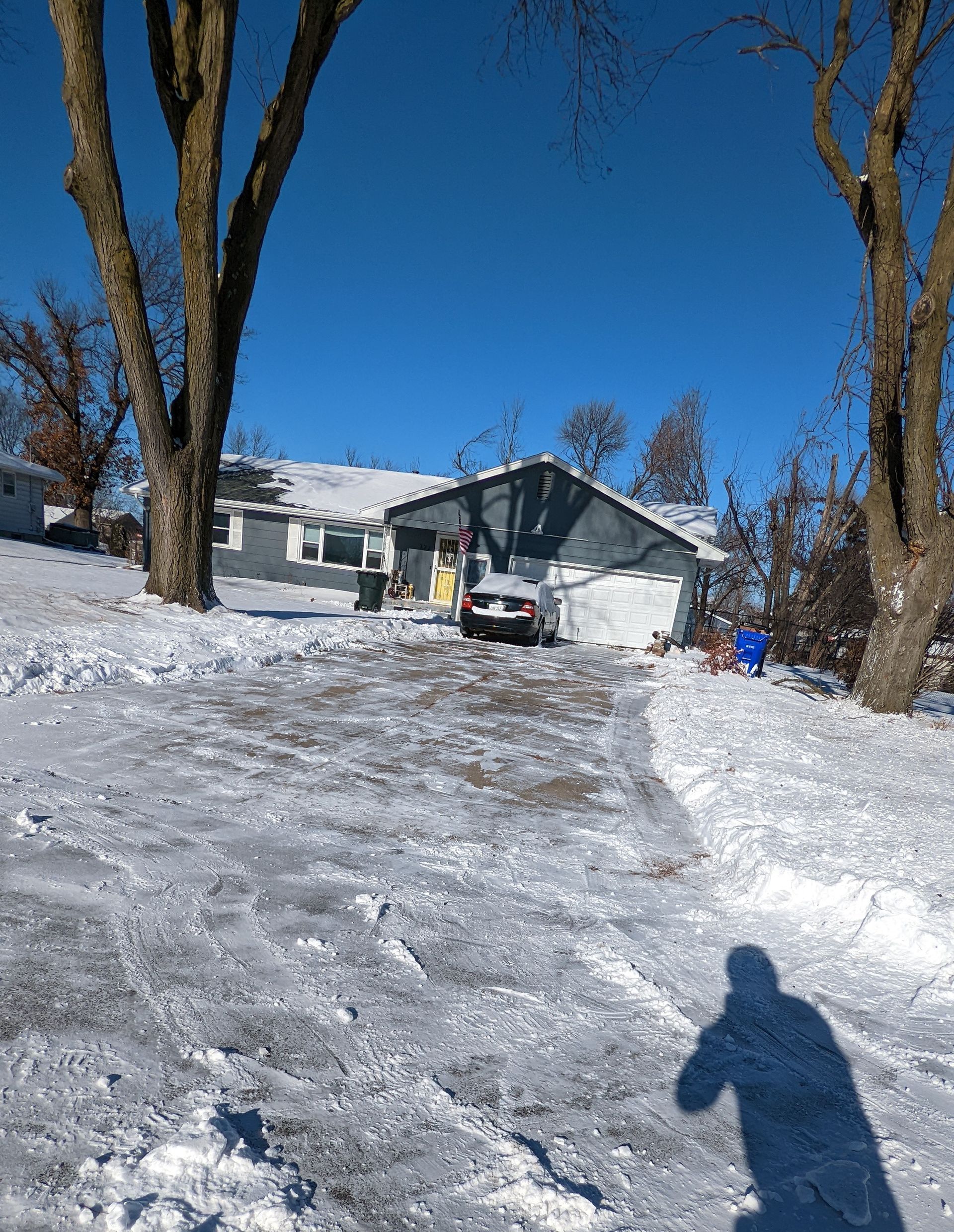 Snow Removal- Hiawatha, Iowa- Snow Dogz