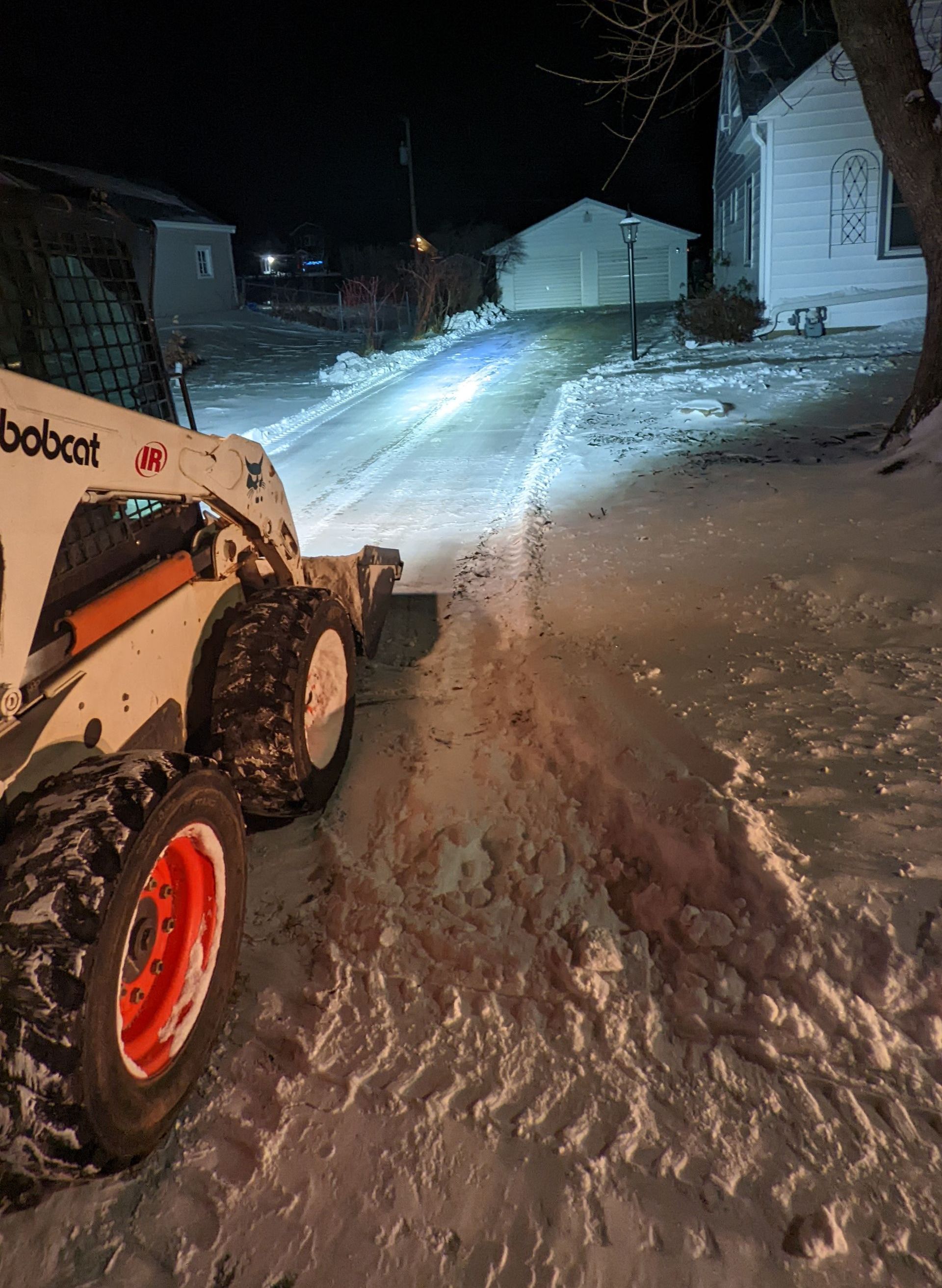 Snow Removal- Cedar Rapids, Iowa- Snow Dogz