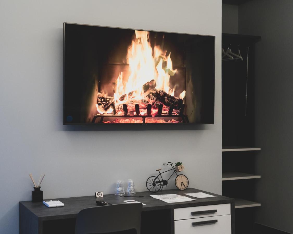 skyline rooms & suites