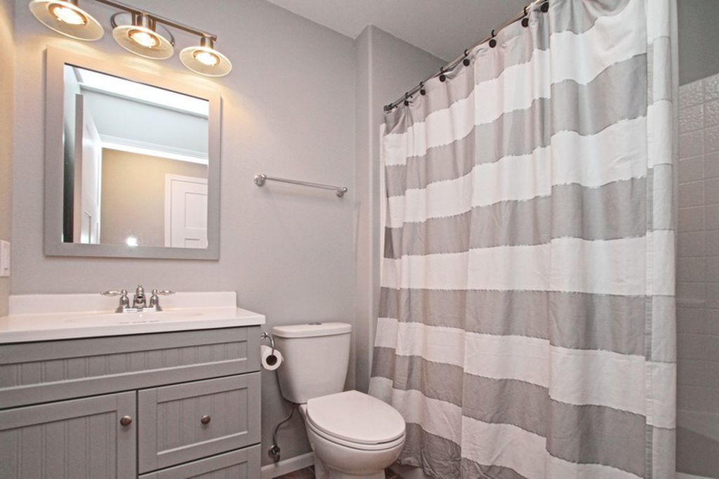 shower room with lamp shade