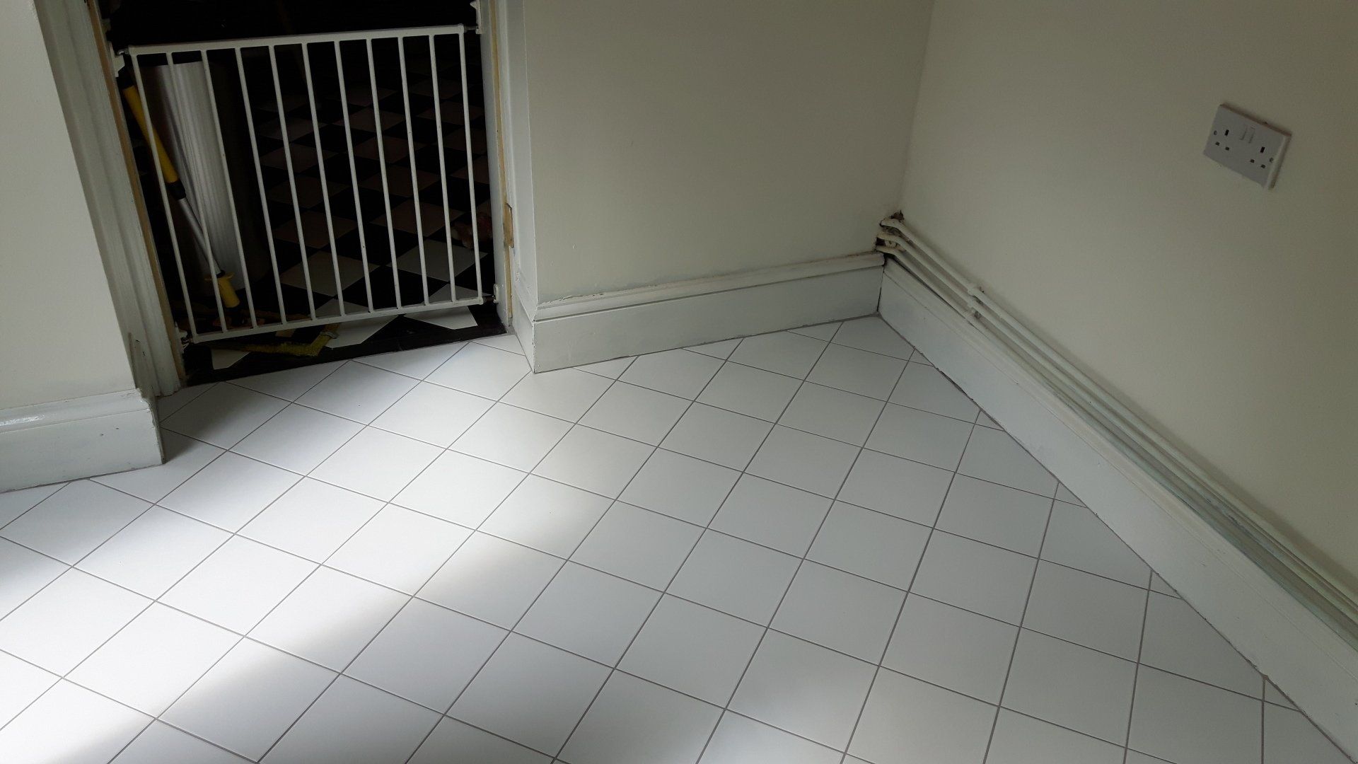 Floor tiling example 9