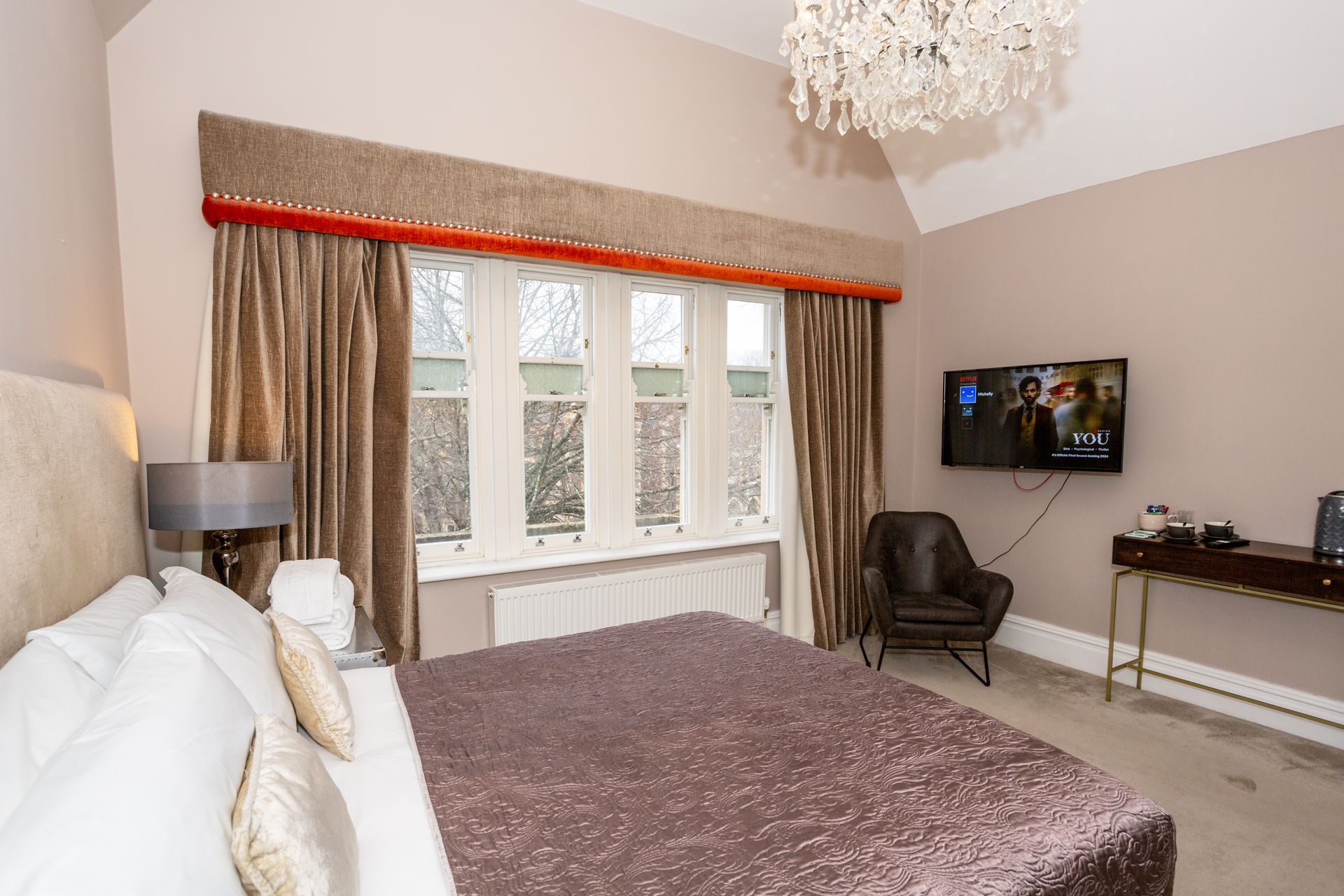 Hotel Rooms In Cardiff | Cardiff Hotel Rooms | No 73 By Coffi Co