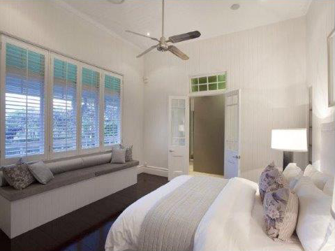 Bedroom With Window Blinds — Brisbane, QLD — Keysell Builders