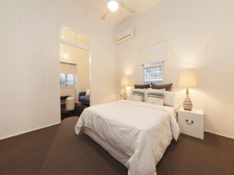 Bedroom With Extra Room — Brisbane, QLD — Keysell Builders