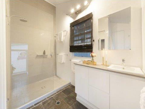 Bathroom Cabinet — Brisbane, QLD — Keysell Builders