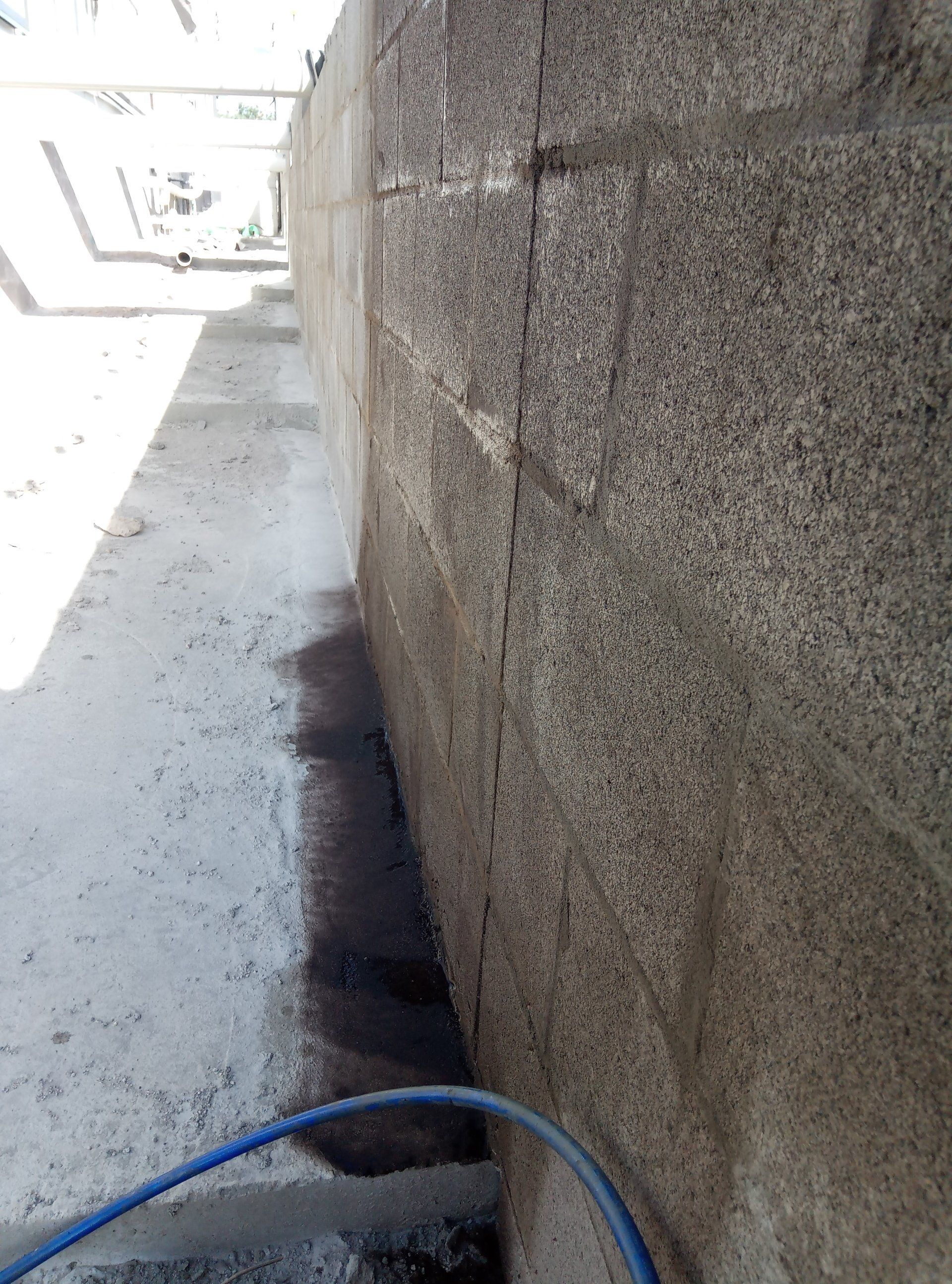 1 Footings prepared by grinding - primer going on