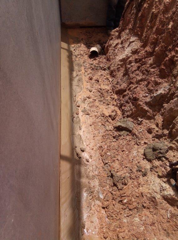 3. Ensure the drain outlet for water soakaway is kept clear