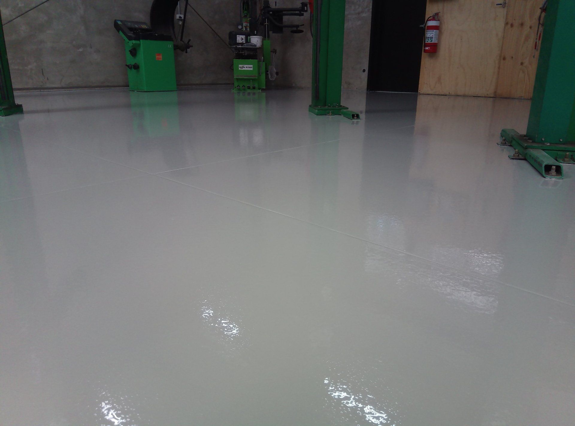 Complete with anti-slip