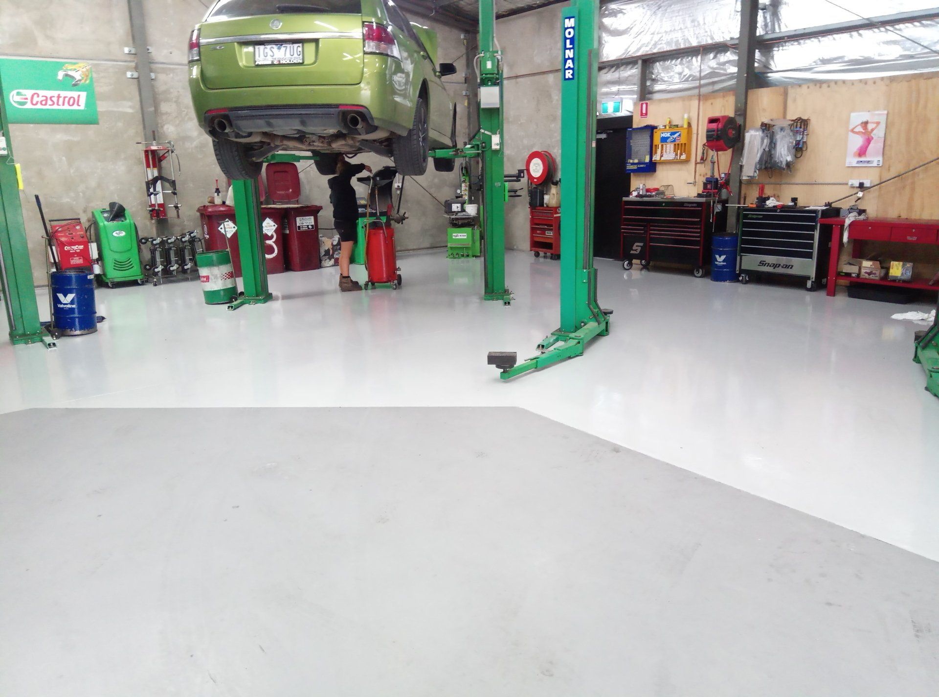 9. Third coat with anti-slip media