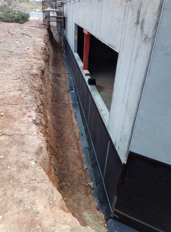 9. Stick corflute sheeting to waterproofing to protect against back-filling - seal top edge and tape joints