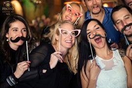 fun group photos and selfies with photo booth rental service in Austin TX